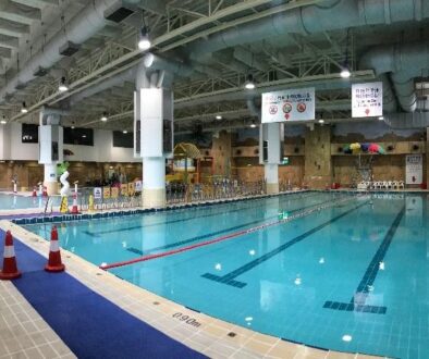 港島東游泳池